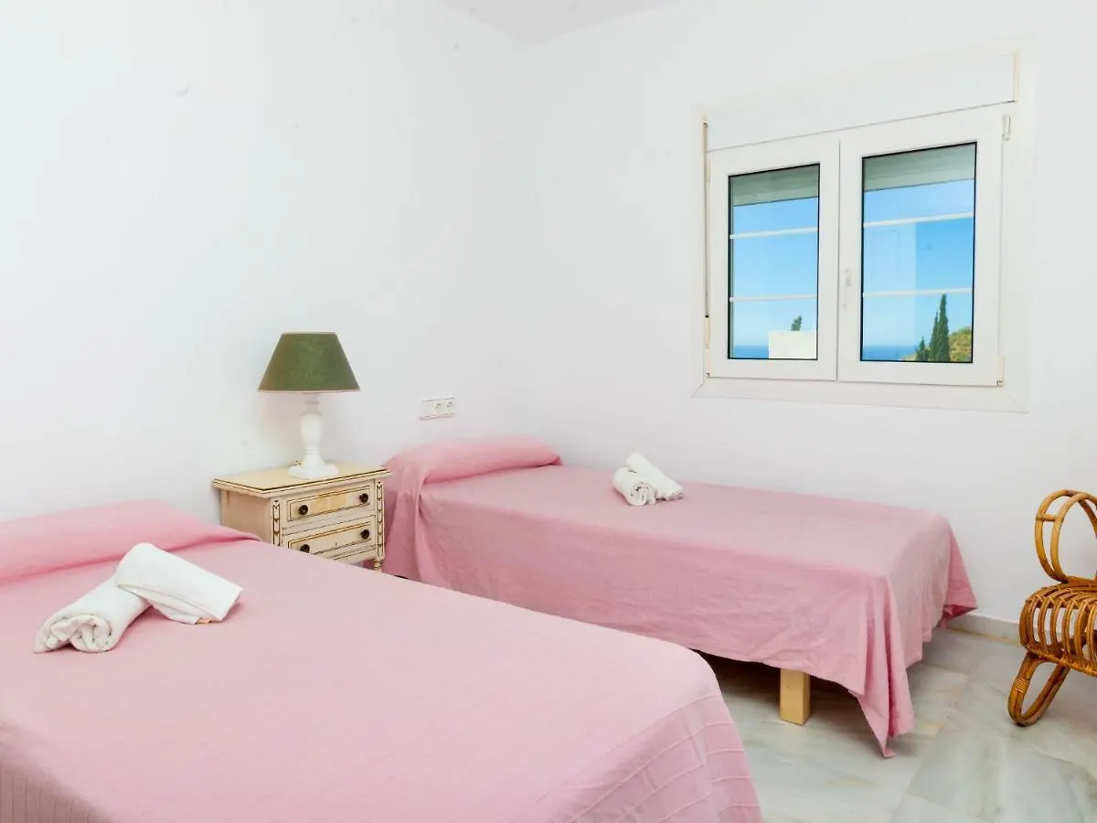 Holiday Home Finca Kriekenbergh 토레 데 베나갈본